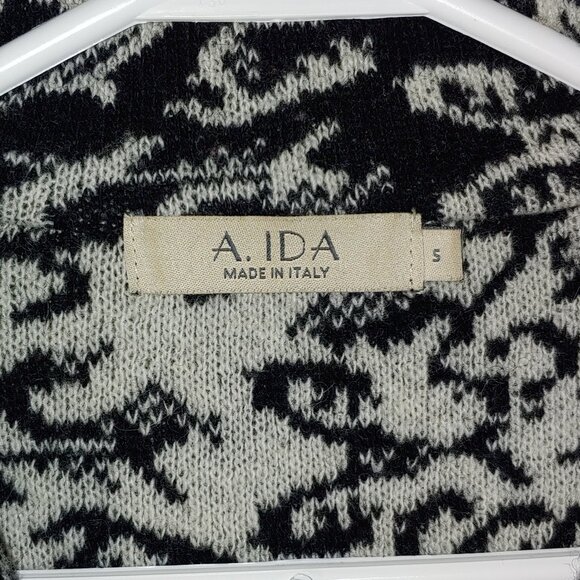 A IDA Knit Wool Blend Long Sleeves Collared Cardigan Sz S Filigree Pattern Black - Picture 2 of 7
